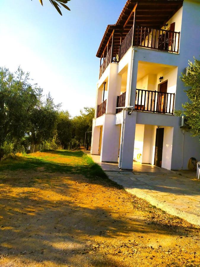 Villa Leonidas GreeceFiloxenia Lefokastro Exterior foto